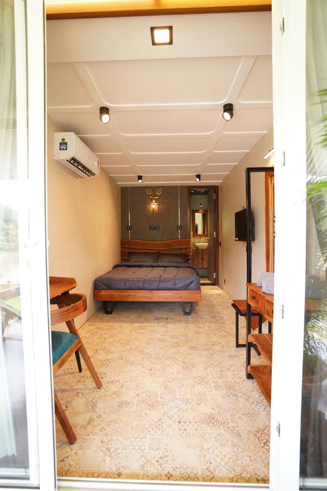 The Boat Club,Karjat Hotel ภายนอก รูปภาพ