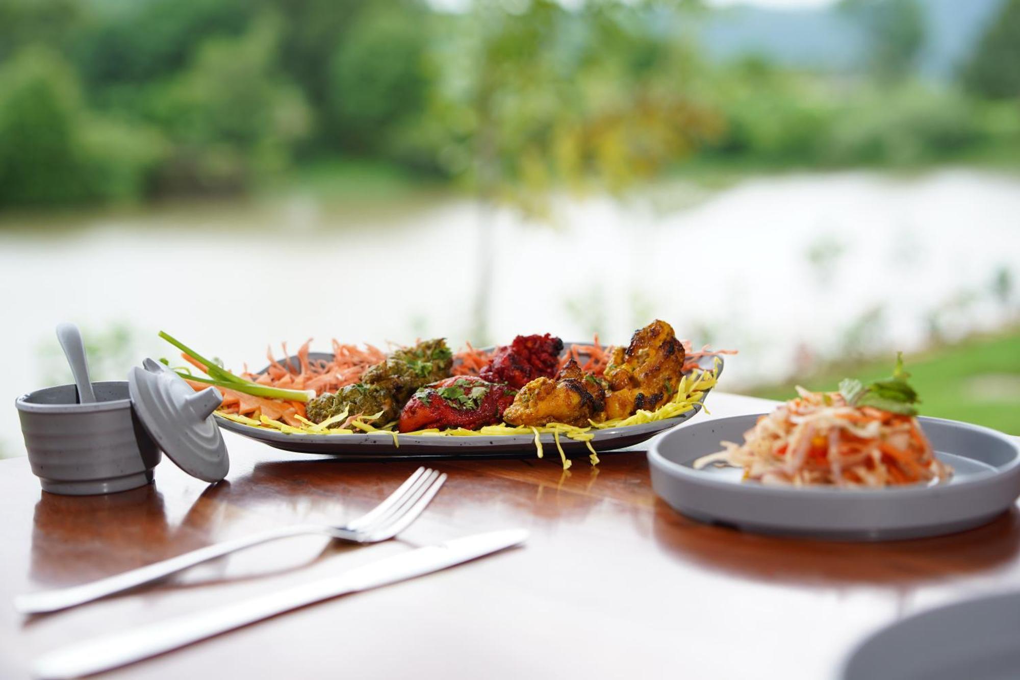 The Boat Club,Karjat Hotel ภายนอก รูปภาพ