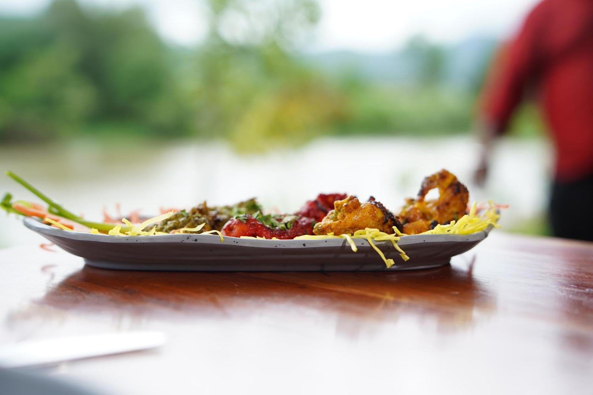 The Boat Club,Karjat Hotel ภายนอก รูปภาพ